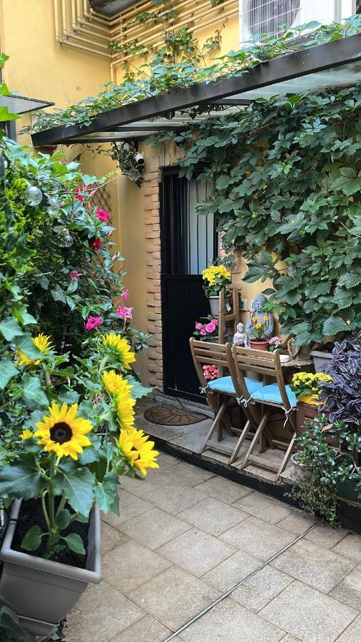 Nido Dell'Aquila - Appartamento In Milano Porta Romana Exterior foto